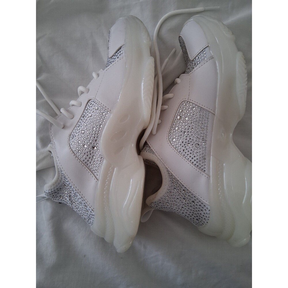 Madden NYC Women's Size 7 Rhinestone Athletic Sneakers NEW! - Picture 6 of 8